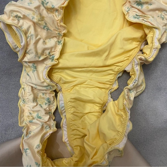 New! Frankie’s bikinis x gigi hadid arabelle honeysuckle bottoms 24118 - Picture 7 of 12